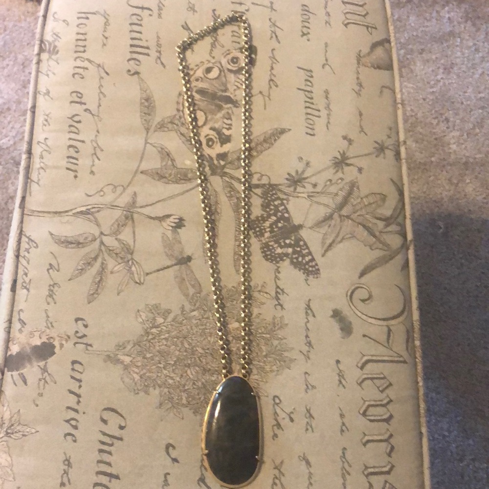 Stella necklace